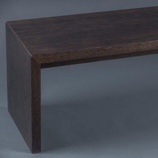 Close up of the edging on the Ash Grey Ever Bench, a solid wood dining seat you can buy online at Sukham Home, a sustainable furniture and home decor store in Kolkata, India